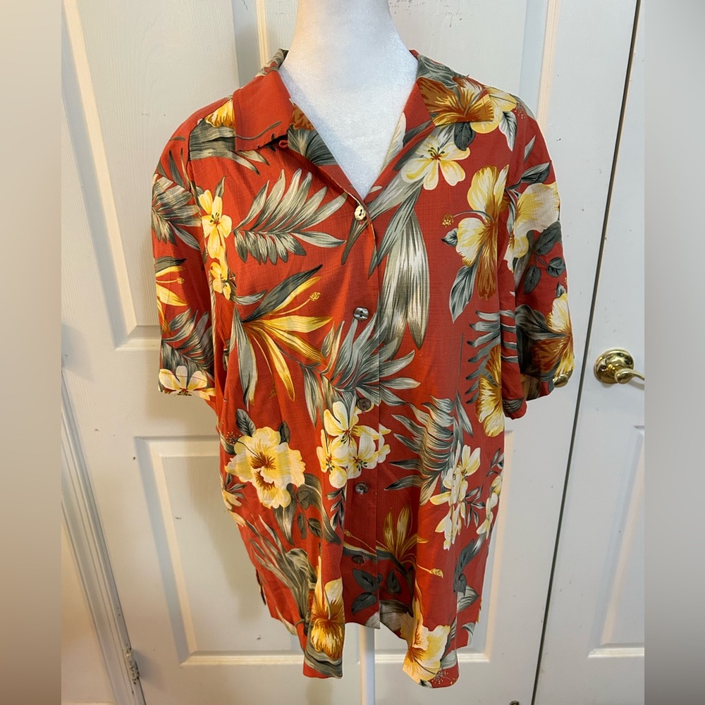 Tommy Bahama women’s silk aloha shirt, XL